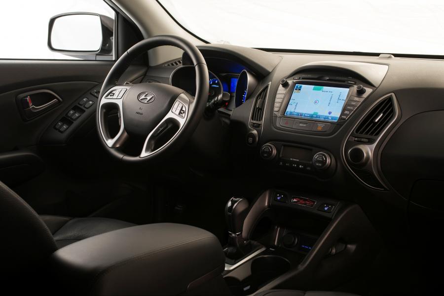 Интерьер Hyundai Tucson Walking Dead Special Edition 2014 года  (фото 10 из 11)